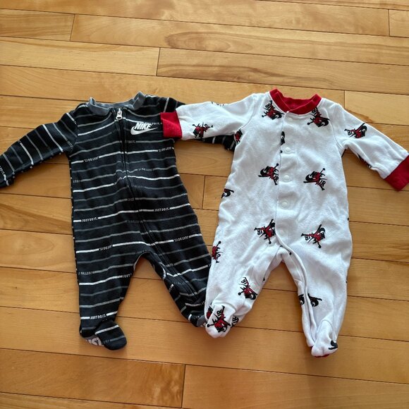 Nike Logo Footed PJs Pajamas Baby Newborn Just do it Air Jordan - Picture 2 of 7